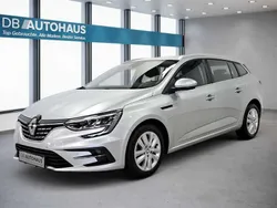 Grau Gebraucht 2023 Renault Mégane GrandTour Business Kombi | 17.460 € (Guter Preis)