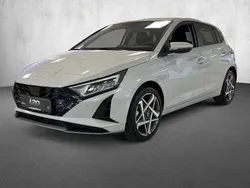 Grau Gebraucht 2024 Hyundai i20 Turbo Limousine | 19.490 €