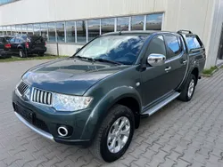 Grün Gebraucht 2010 Mitsubishi L200 Intense Abholung | 12.999 € (Fairer Preis)