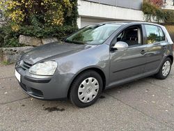 Grau Gebraucht 2006 VW Golf V Limousine | 3.999 € (Etwas zu teuer)