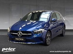 Blau Gebraucht 2023 Mercedes B200 Progressive Van / Kleinbus | 30.410 € (Fairer Preis)