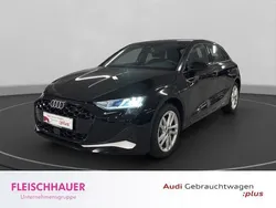Mythosschwarz metallic Gebraucht 2025 Audi A3 Advanced Plus | 34.480 € (Etwas zu teuer)