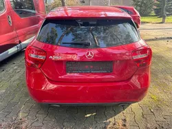 Rot Gebraucht 2013 Mercedes A180 Edition Limousine | 10.200 € (Guter Preis)