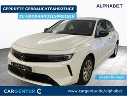Weiß Gebraucht 2022 Opel Astra Edition Limousine | 12.990 € (Guter Preis)