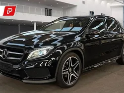 Kosmosschwarz Gebraucht 2015 Mercedes GLA200 AMG SUV | 16.990 € (Fairer Preis)