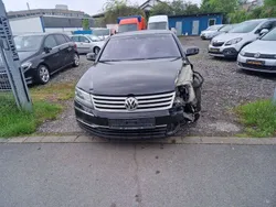 Schwarz Gebraucht 2014 VW Phaeton Exclusive Limousine | 7.000 €