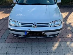 Silber Gebraucht 1999 VW Golf IV Kleinwagen | 2.200 € (Etwas zu teuer)