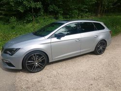 Silber Gebraucht 2019 Seat Leon 4Drive Kombi | 26.500 € (Teuer)