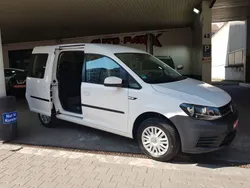 Candyweiß Gebraucht 2020 VW Caddy Trendline Van / Kleinbus | 19.790 € (Fairer Preis)