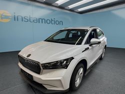 Weiß Gebraucht 2023 Skoda Enyaq iV SUV | 25.549 € (Fairer Preis)