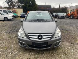 Grau Gebraucht 2011 Mercedes B200 Van / Kleinbus | 3.700 € (Superpreis)