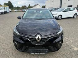 Sternenschwarz Gebraucht 2022 Renault Clio V Business Limousine | 14.900 € (Fairer Preis)