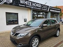 Beige Gebraucht 2014 Nissan Qashqai Acenta SUV | 8.998 € (Fairer Preis)