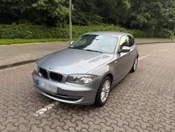 Grau Gebraucht 2010 BMW 118 Kleinwagen | 2.500 € (Guter Preis)
