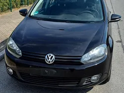 Schwarz Gebraucht 2011 VW Golf VI Limousine | 4.250 € (Fairer Preis)