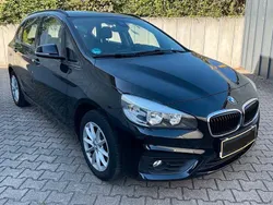 Schwarz Gebraucht 2015 BMW 218 Active Tourer Van / Kleinbus | 5.999 € (Guter Preis)
