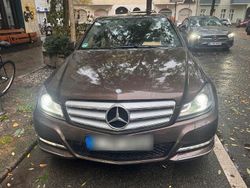 Braun Gebraucht 2012 Mercedes C200 Avantgarde Limousine | 10.800 € (Fairer Preis)