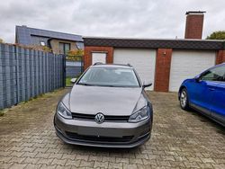 Grau Gebraucht 2016 VW Golf VII Trendline Kombi | 7.500 € (Guter Preis)
