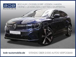 Blau Gebraucht 2023 Renault Mégane Techno Limousine | 25.888 € (Superpreis)