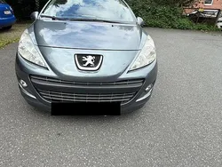 Grau Gebraucht 2010 Peugeot 207 CC Cabrio | 2.800 € (Fairer Preis)