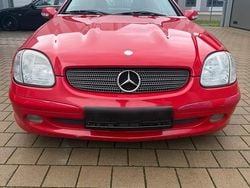 Rot Gebraucht 2001 Mercedes SLK200 Cabrio | 5.800 € (Guter Preis)