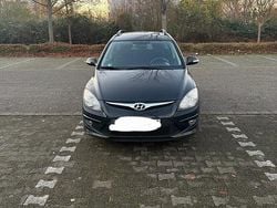 Schwarz Gebraucht 2011 Hyundai i30 Kombi | 4.300 € (Guter Preis)