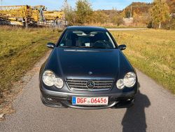 Grau Gebraucht 2006 Mercedes C220 Coupé | 2.999 € (Fairer Preis)