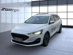 Frost weis Gebraucht 2024 Ford Focus Titanium Kombi | 28.950 € (Teuer)