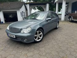 Grau Gebraucht 2004 Mercedes C200 Classic Kombi | 1.550 € (Superpreis)