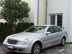 Silber Gebraucht 2005 Mercedes E200 Classic Limousine | 4.499 € (Teuer)