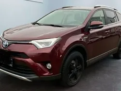 Rot Gebraucht 2016 Toyota RAV4 Hybrid Executive SUV | 19.000 € (Fairer Preis)