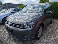 Grau Gebraucht 2015 VW Touran Comfortline Van / Kleinbus | 11.850 € (Superpreis)