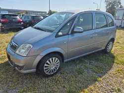 Silber Gebraucht 2009 Opel Meriva Edition Van / Kleinbus | 2.990 € (Fairer Preis)