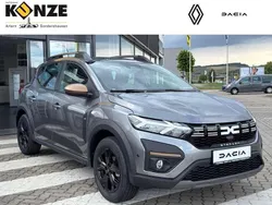 Dolomitgrau Neu 2025 Dacia Sandero Extreme Kleinwagen | 22.490 € (Etwas zu teuer)