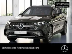 Grau Gebraucht 2025 Mercedes GLC200 AMG SUV | 58.900 € (Fairer Preis)