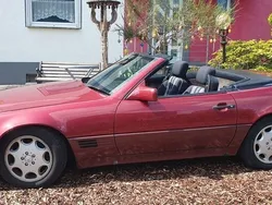 Rot Gebraucht 1993 Mercedes SL300 Cabrio | 16.666 €