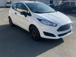 Weiß Gebraucht 2014 Ford Fiesta Kleinwagen | 3.499 € (Superpreis)