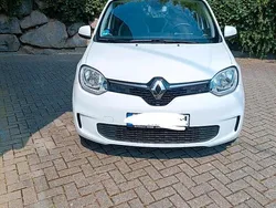 Weiß Gebraucht 2022 Renault Twingo Kleinwagen | 13.799 € (Etwas zu teuer)