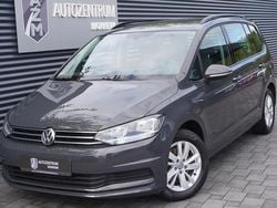 Sonderlackierung uranograu Gebraucht 2019 VW Touran Van / Kleinbus | 19.990 € (Guter Preis)