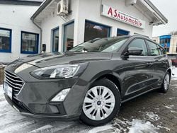 Grau Gebraucht 2021 Ford Focus Limousine | 11.849 € (Fairer Preis)