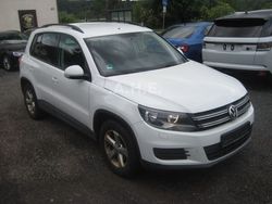 Weiß Gebraucht 2014 VW Tiguan Trendline SUV | 7.600 €