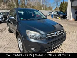 Grau Gebraucht 2007 Toyota RAV4 Sol SUV | 8.999 € (Teuer)