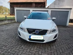 Weiß Gebraucht 2012 Volvo XC60 Summum SUV | 11.500 € (Guter Preis)