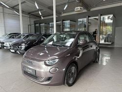Grau Gebraucht 2021 Fiat 500e Icon Limousine | 16.990 € (Guter Preis)