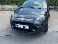 Grau Gebraucht 2011 Fiat Grande Punto Kleinwagen | 2.300 € (Fairer Preis)