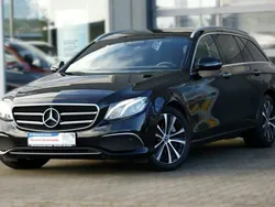 Schwarz Gebraucht 2020 Mercedes E300 Avantgarde Kombi | 34.600 € (Teuer)