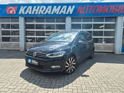 Schwarz Gebraucht 2016 VW Touran Highline Van / Kleinbus | 15.999 € (Teuer)