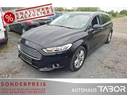 Iridiumschwarz metallic Gebraucht 2018 Ford Mondeo Titanium Kombi | 9.385 €