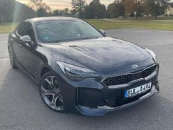 Schwarz Gebraucht 2019 Kia Stinger GT-Line Kleinwagen | 22.999 € (Guter Preis)