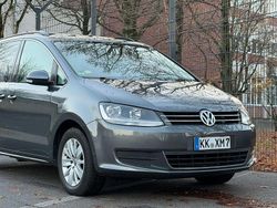 Grau Gebraucht 2011 VW Sharan Van / Kleinbus | 12.490 € (Fairer Preis)
